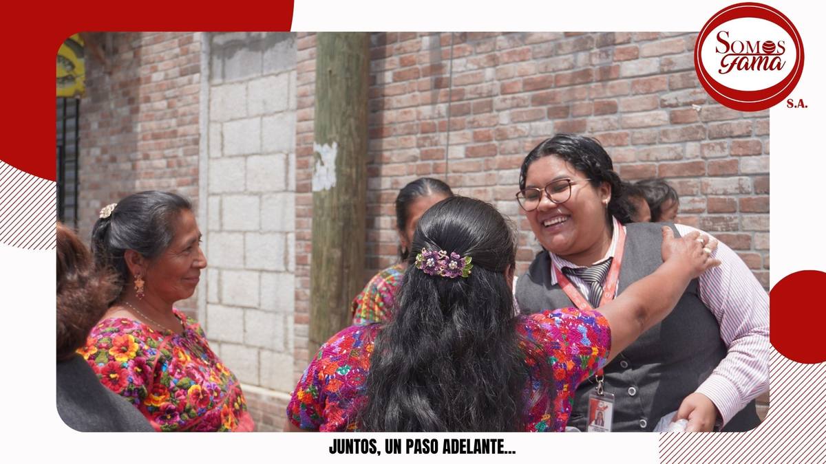 Equipo de SOMOS OURCREDIT en actividad institucional